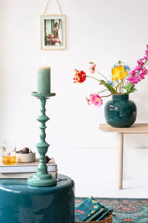 Vase Rond En Metal En Coloris Fonce 25 Cm